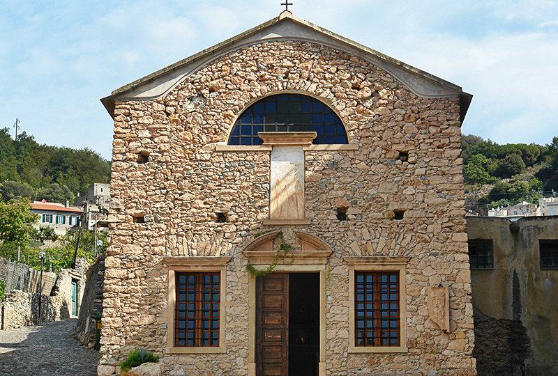 Eine Kirche in Borgio Verezzi, Ligurien