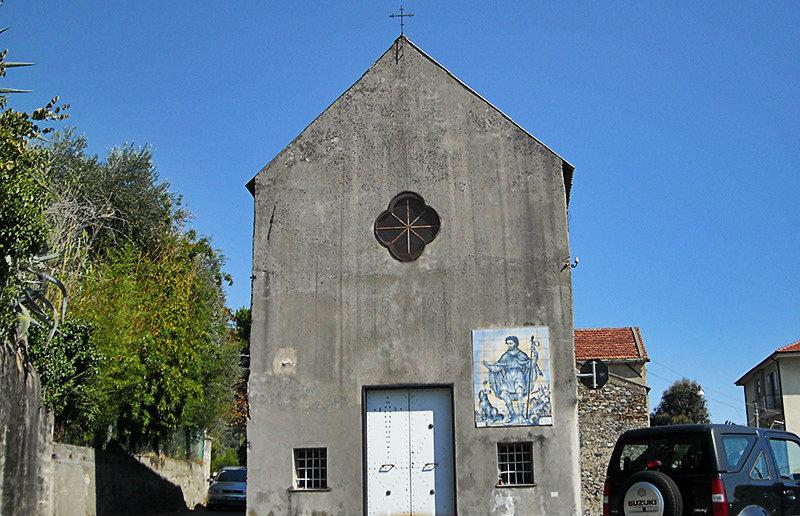 Eine alte Kirche in Celle Ligure, Ligurien
