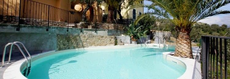Ferienhaus Villetta Teresa mit Pool, Terrasse und Garten in Ligurien