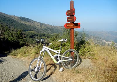 Urlaub mit dem Fahrrad in Ligurien - entdecken Sie aktiv die faszinierende Natur und die wunderschöne Umgebung