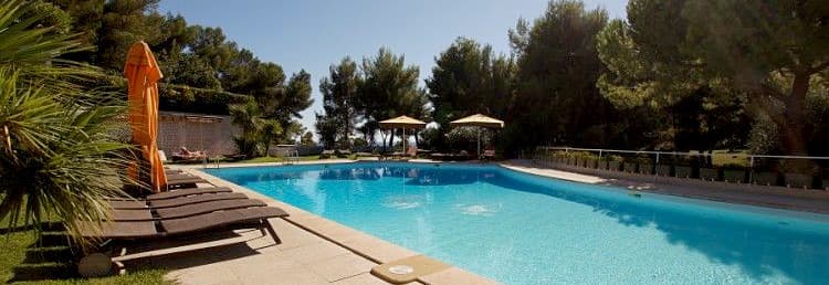 Ferienwohnung mit großen Swimmingpool und meernah in Ligurien