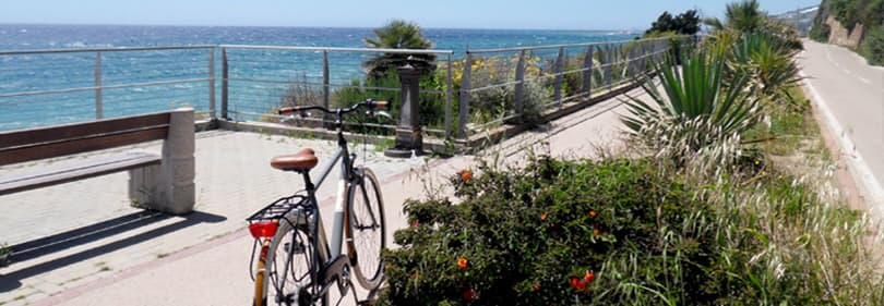 Pista Ciclabile, einen 26km langen Radweg entlang des Mittelmeeres