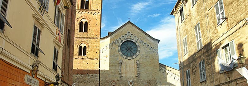Alte kirche in Albenga, Ligurien